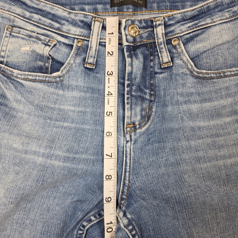 Silver Jeans Co Beau Slim Boyfriend Mid Rise Distressed Blue Jeans W26 L28.5 - Picture 6 of 9